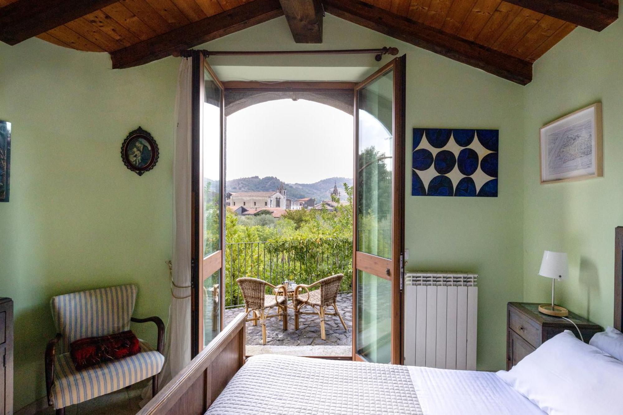 Palazzo Previtera Hotel Linguaglossa Kamer foto