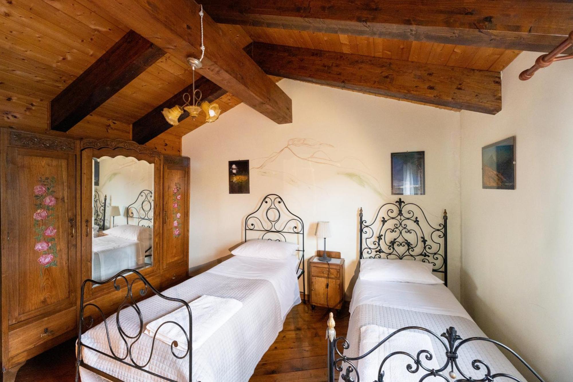 Palazzo Previtera Hotel Linguaglossa Kamer foto